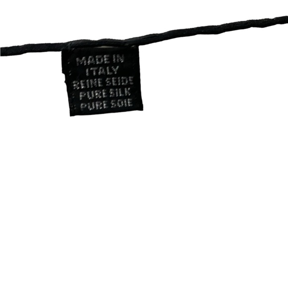 Vintage red and white Paloma Picasso silk scarf. - Picture 4 of 4